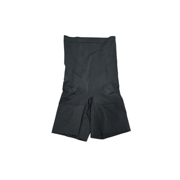 NWOT Spanx Oncore High Waisted Mid Thight Shorts Sz M - Picture 3 of 7